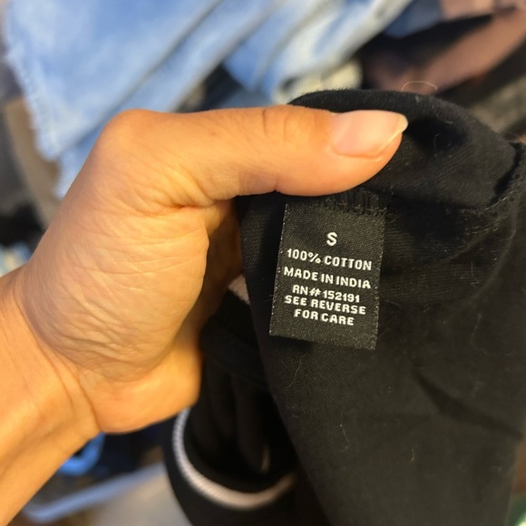 Original Gravity V-Neck Snake Graphic Tee - Picture 5 of 5